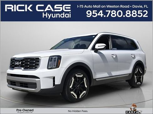 Used 2023 Kia Telluride S AWD/4WD image 1