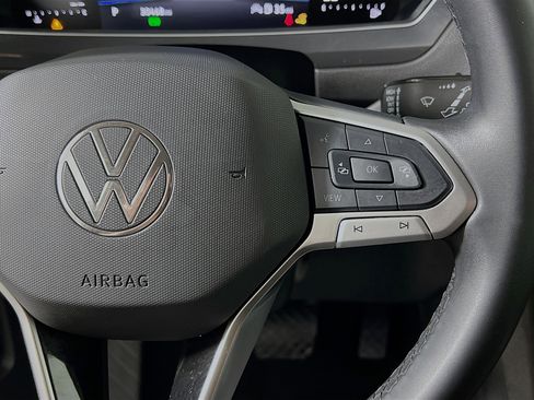 Used 2024 Volkswagen Tiguan Wolfsburg Edition image 20