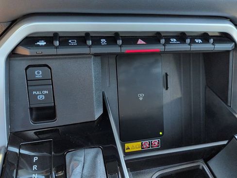 Certified 2025 Toyota Sequoia Platinum AWD/4WD image 25