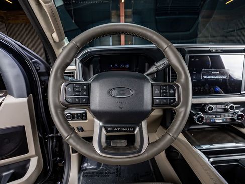 Used 2026 Ford F450 Platinum w/ Platinum Plus Package image 19