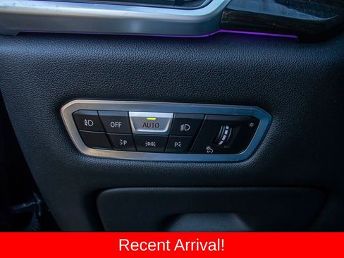 Used 2021 BMW X6 sDrive40i image 21