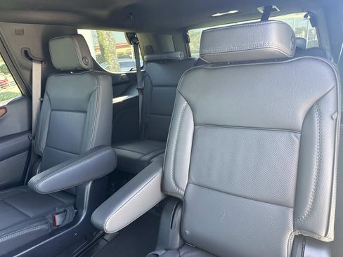 Used 2025 GMC Yukon Denali image 14