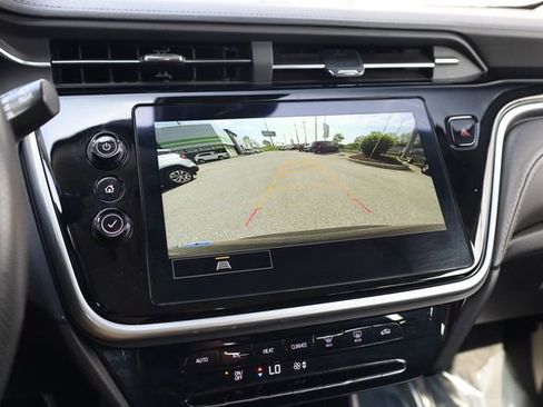 Used 2023 Chevrolet Bolt EUV LT FWD image 22