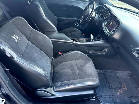 Used 2020 Dodge Challenger R/T Scat Pack w/ Plus Package image 19