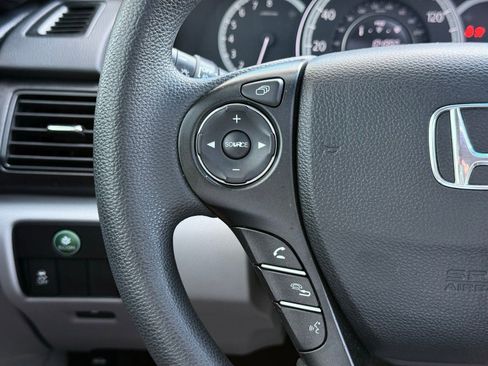 Used 2013 Honda Accord EX image 29