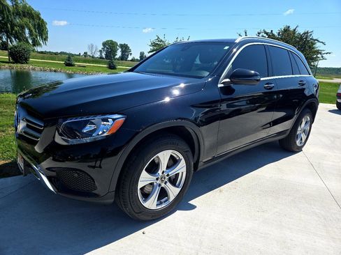 Used 2017 Mercedes-Benz GLC 300 w/ Premium 1 Package image 1