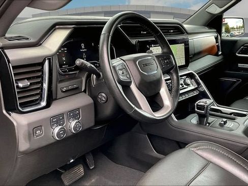 Certified 2025 GMC Sierra 1500 Denali w/ Denali Reserve Package AWD/4WD image 13