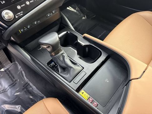 Certified 2025 Lexus ES 350 w/ Premium Package FWD image 21
