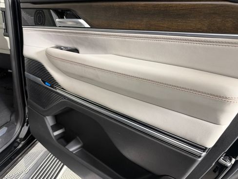 Certified 2023 Jeep Grand Wagoneer 4WD image 35
