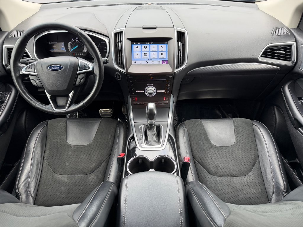 Used 2017 Ford Edge Sport w/ Technology Package AWD/4WD image 16