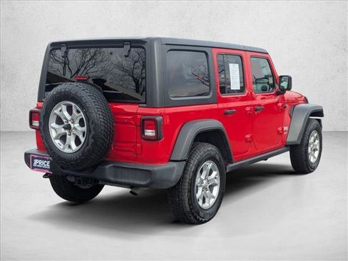 Used 2021 Jeep Wrangler Unlimited Islander image 5