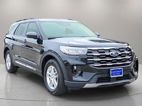 Certified 2025 Ford Explorer Active w/ Active Comfort Package image 1