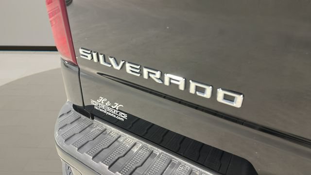 Used 2023 Chevrolet Silverado 1500 RST AWD/4WD image 34