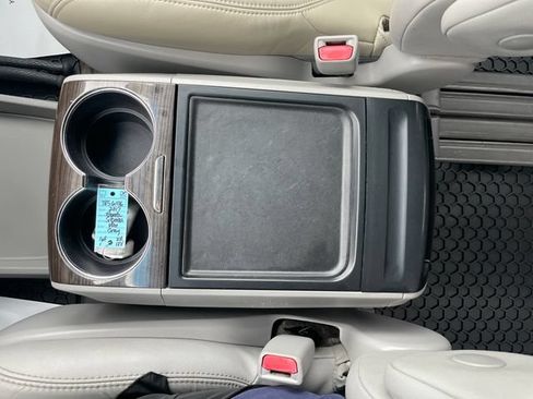 Used 2017 Toyota Sienna XLE FWD image 17