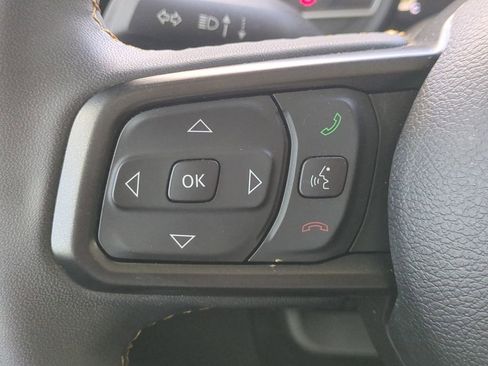 Used 2024 Jeep Gladiator Sport AWD/4WD image 26
