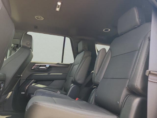 New 2026 Chevrolet Tahoe LT w/ Comfort Package RWD image 17