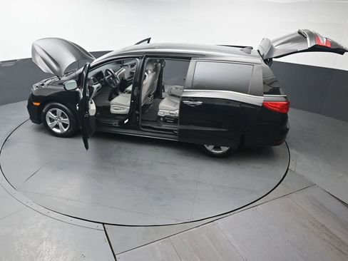 Used 2018 Honda Odyssey EX-L image 49
