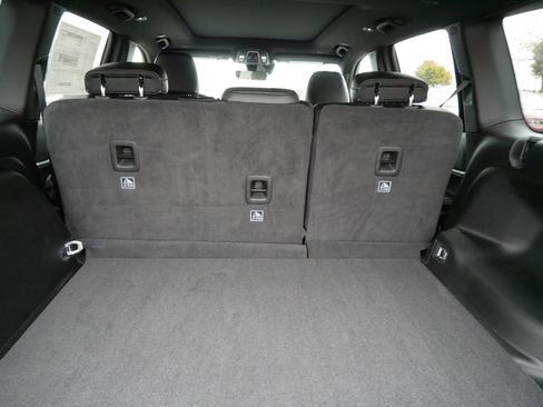 New 2025 Jeep Grand Cherokee Limited image 11