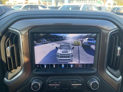 Used 2021 Chevrolet Silverado 2500 High Country w/ Technology Package image 28