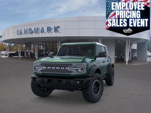 New 2025 Ford Bronco Badlands AWD/4WD image 3