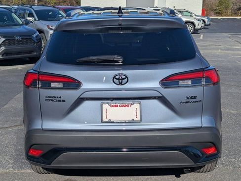Used 2025 Toyota Corolla Cross XSE image 6