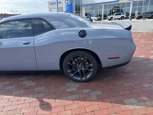 Used 2021 Dodge Challenger R/T Scat Pack RWD image 6