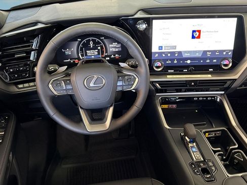 New 2026 Lexus TX 350 AWD image 26