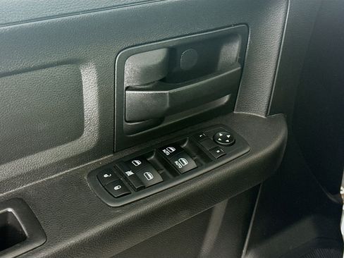 Used 2017 RAM 2500 Tradesman w/ Chrome Appearance Group image 23