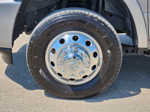 Used 2024 RAM 3500 Limited w/ Towing Technology Group AWD/4WD image 10