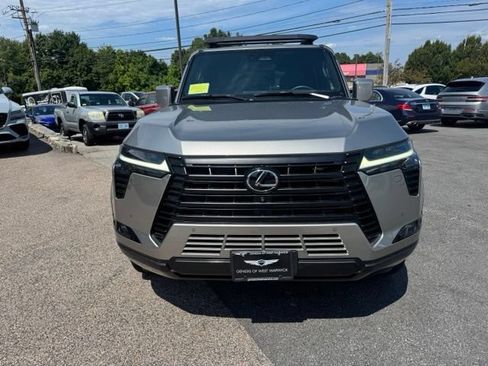 Used 2024 Lexus GX 550 AWD/4WD image 18
