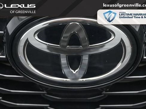 Used 2023 Toyota Highlander XSE FWD image 32