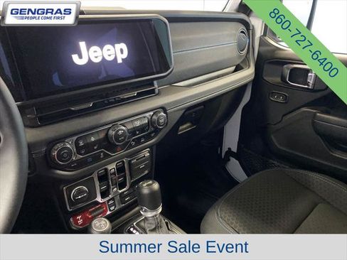 Certified 2025 Jeep Wrangler Unlimited Rubicon 4xe w/ Safety Group AWD/4WD image 16