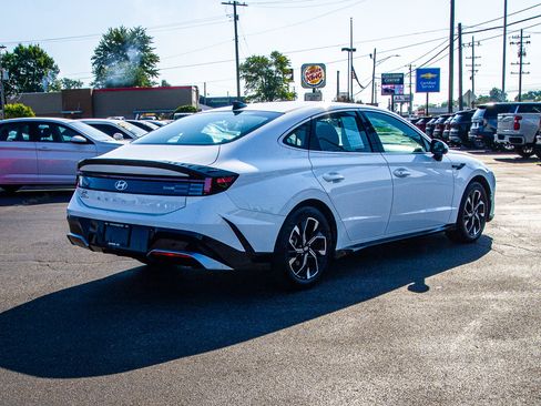 Used 2025 Hyundai Sonata SEL FWD image 7
