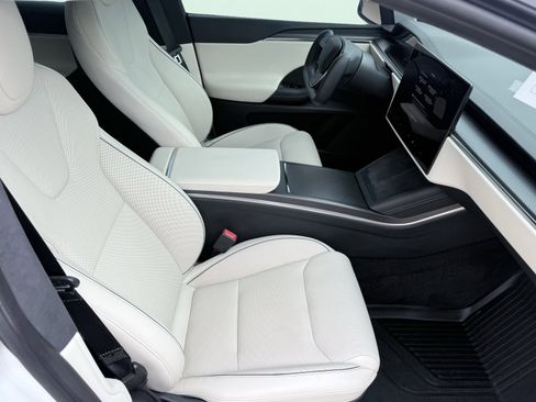 Used 2023 Tesla Model X Plaid image 44