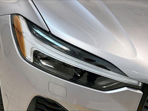 New 2026 Volvo XC60 B5 Plus w/ Protection Package Premier AWD/4WD image 15