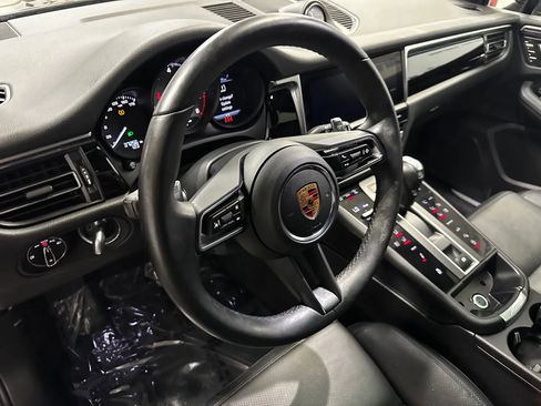 Used 2023 Porsche Macan S w/ Premium Package Plus image 10