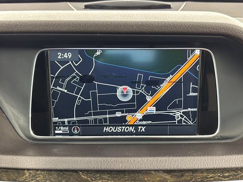 Used 2014 Mercedes-Benz E 350 Sedan image 23