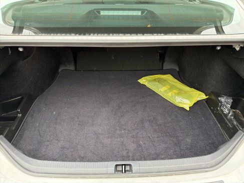 Used 2024 Toyota Camry SE image 7