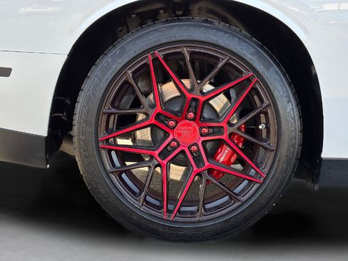 Used 2021 Dodge Challenger R/T Scat Pack image 10