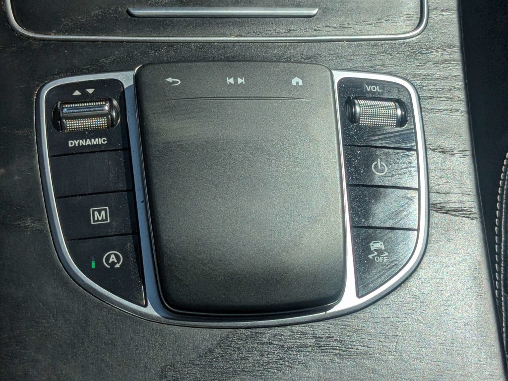 Used 2020 Mercedes-Benz GLC 300 image 29