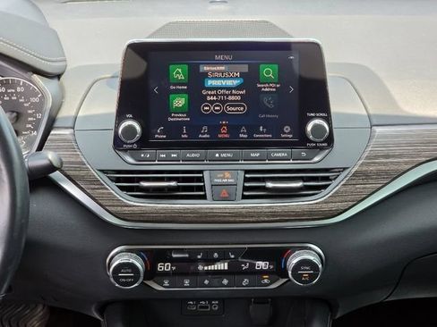 Used 2019 Nissan Altima 2.5 SL FWD image 26