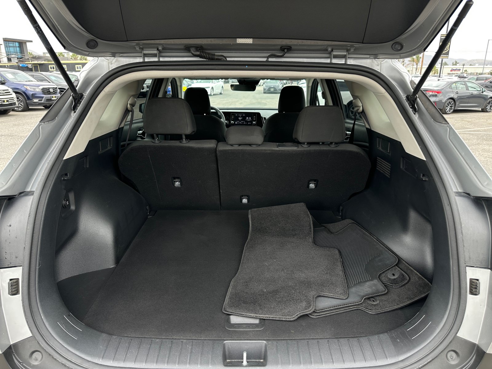 Used 2023 Kia Sportage LX FWD image 23
