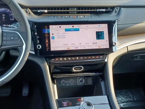New 2026 Jeep Grand Cherokee L Limited AWD/4WD image 25