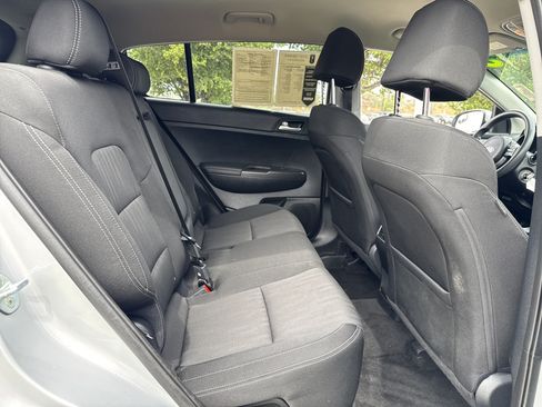 Used 2020 Kia Sportage LX FWD image 24