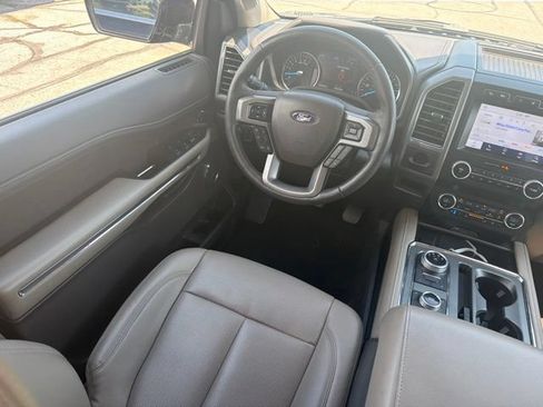 Used 2021 Ford Expedition XLT AWD/4WD image 24