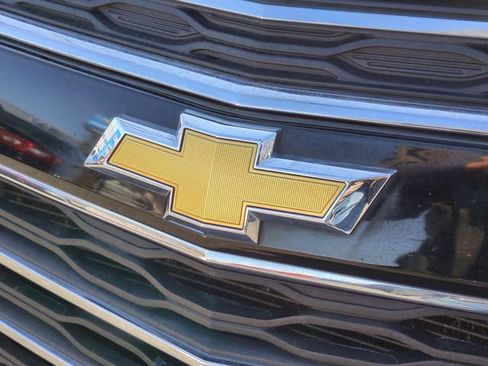 Certified 2017 Chevrolet Equinox Premier w/ Enhanced Convenience Package image 29