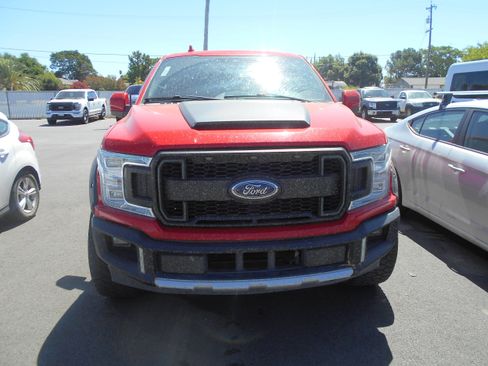 Used 2018 Ford F150 Lariat w/ Equipment Group 502A Luxury AWD/4WD image 2