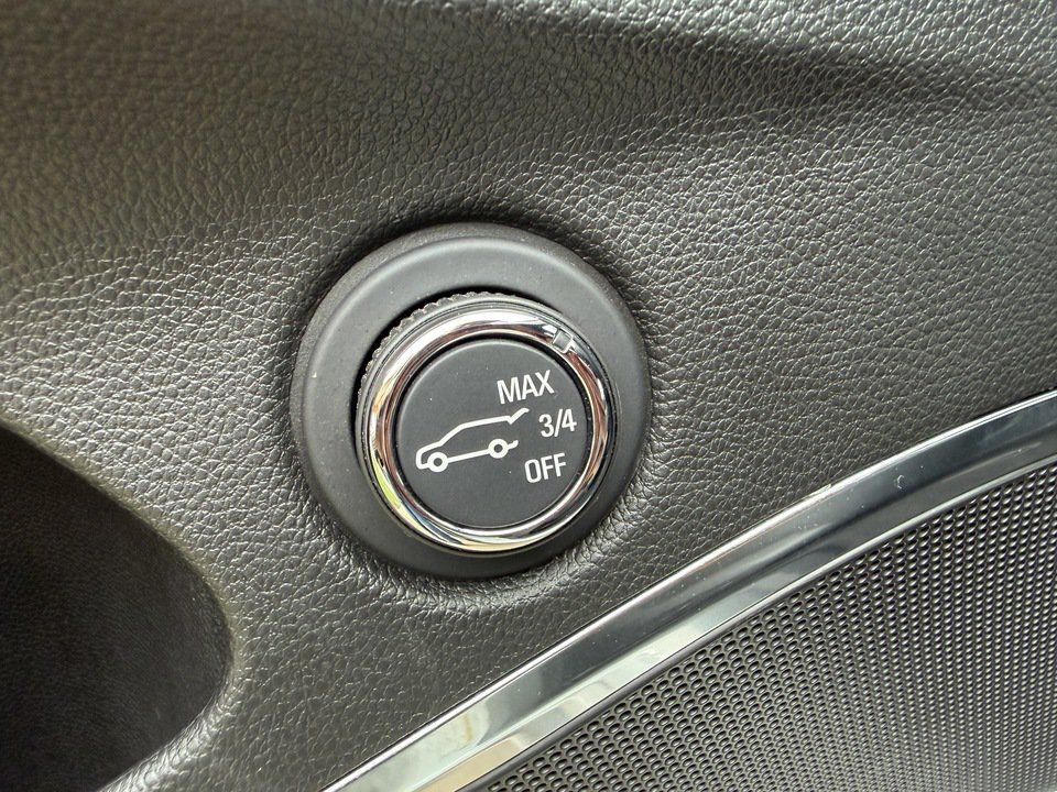 Used 2024 Buick Enclave Premium w/ Experience Buick Package AWD/4WD image 36