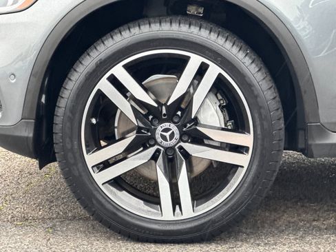 Certified 2021 Mercedes-Benz GLC 300 4MATIC image 24