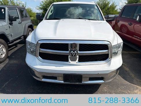 Used 2016 RAM 1500 Classic SLT AWD/4WD image 9